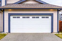 Issaquah Garage Door And Opener Issaquah, WA 425-689-7604 - custom-side