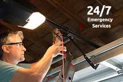 Issaquah Garage Door And Opener Issaquah, WA 425-689-7604 - emergency-side